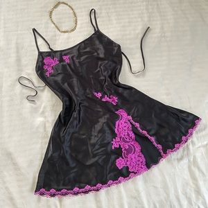 ❌ SOLD‼️ Victoria’s Secret lace slip dress